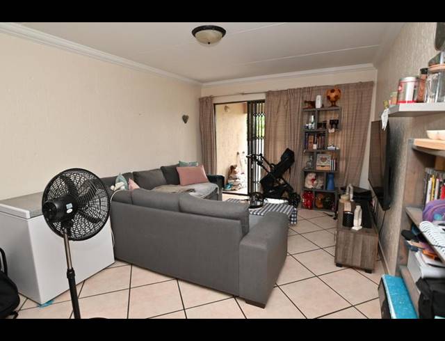 1 BEDROOM APARTMENT FOR SALE IN PAULSHOF